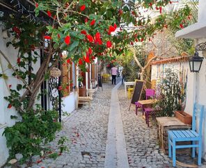 Çeşme-Alaçatı-İzmir-Urla-Bademler-Sığacık